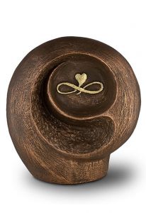 Skulptur och keramiska urna 'Oändlighet'