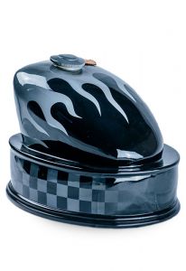 Tankurna för biker 'Flame'