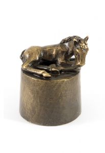 Häst liggande urna bronsfärgad