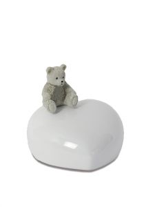 Glasfiber miniurna 'Nallebjörn med hjärta'