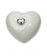 Keramik miniurna och magnetisk hjärta